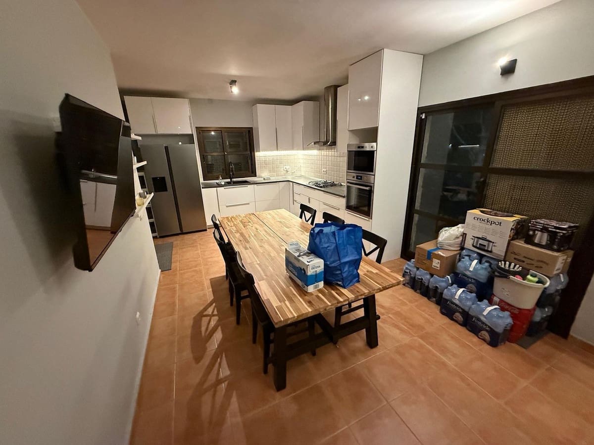 3 bedroom Finca/Country House for sale in Triquivijate with pool garage - € 469,000 (Ref: 9817944)