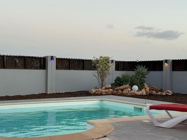 3 soveværelse Finca/Landehus til salg i Triquivijate, Antigua med swimmingpool garage - € 469.000 (Ref: 9817944)