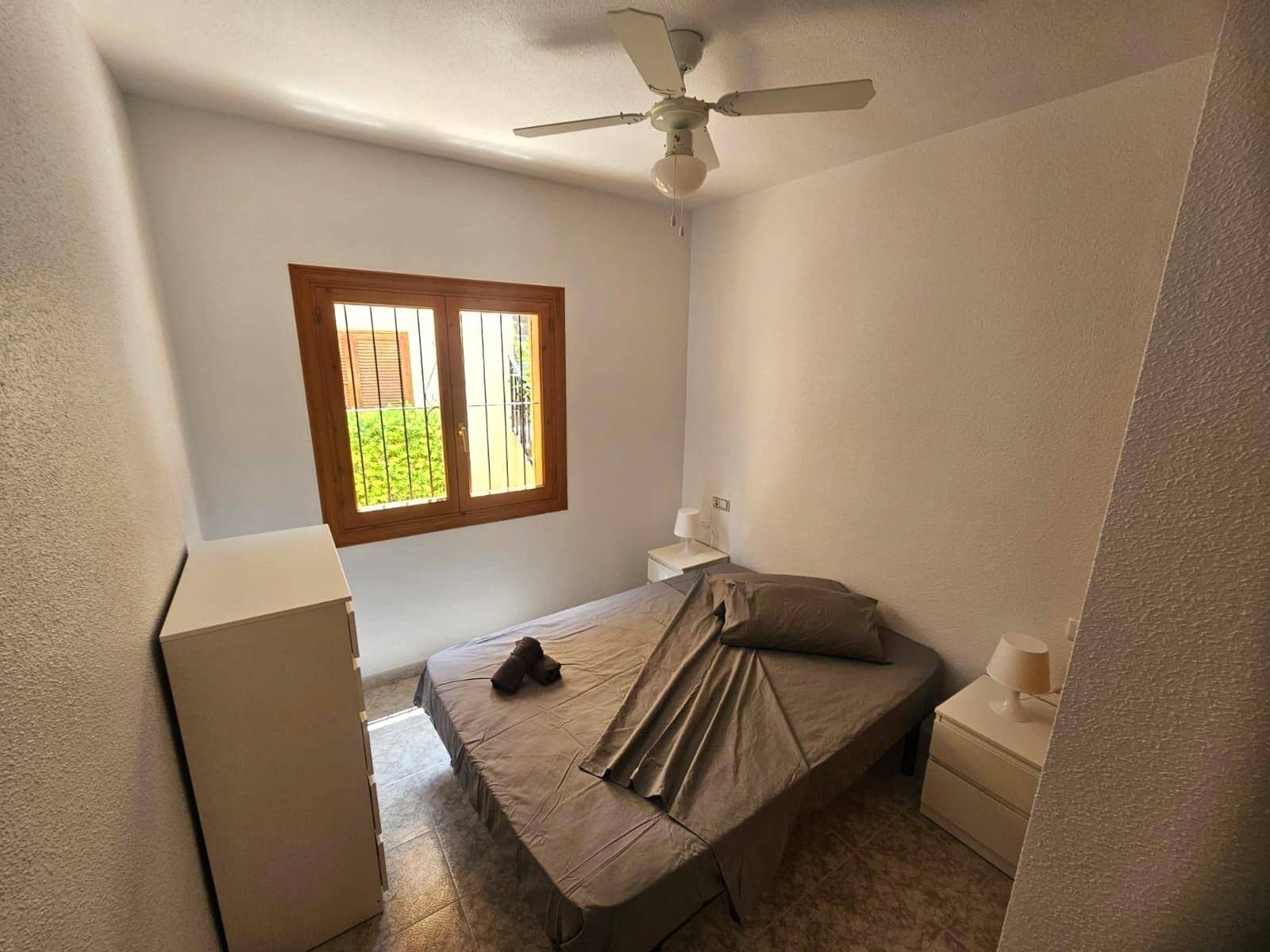 2 soveværelse Bungalow til salg i Orihuela Costa med swimmingpool - € 185.000 (Ref: 9820291)