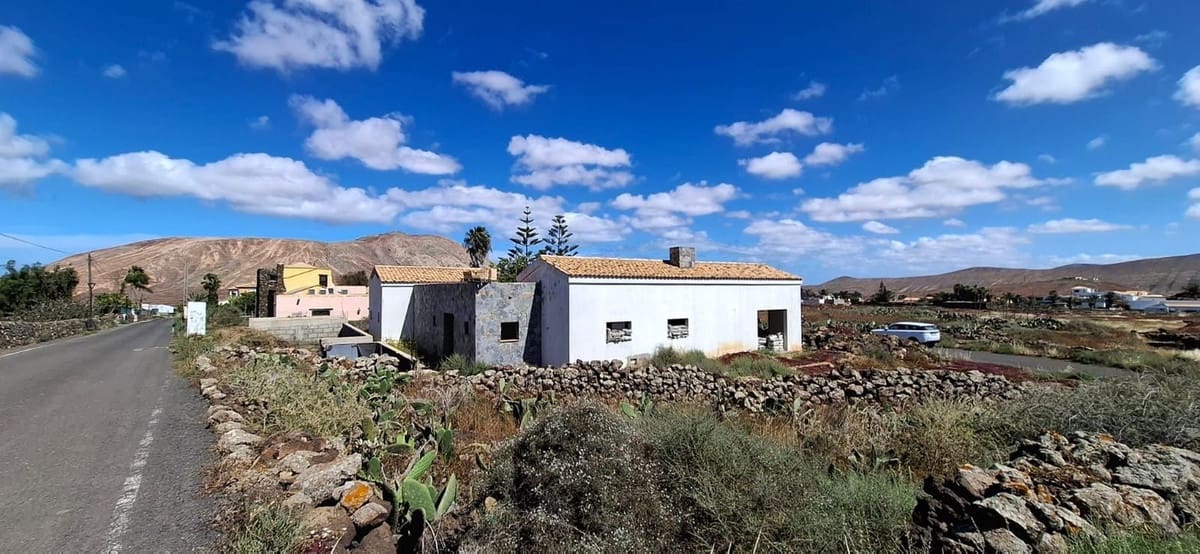 4 Zimmer Villa zu verkaufen in Villaverde mit Garage - 395.000 € (Ref: 9820305)