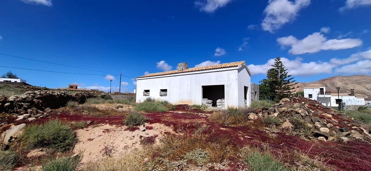 4 Zimmer Villa zu verkaufen in Villaverde mit Garage - 395.000 € (Ref: 9820305)
