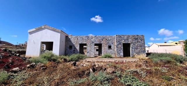 4 chambre Villa/Maison à vendre à Villaverde, La Oliva avec garage - 395 000 € (Ref: 9820305)