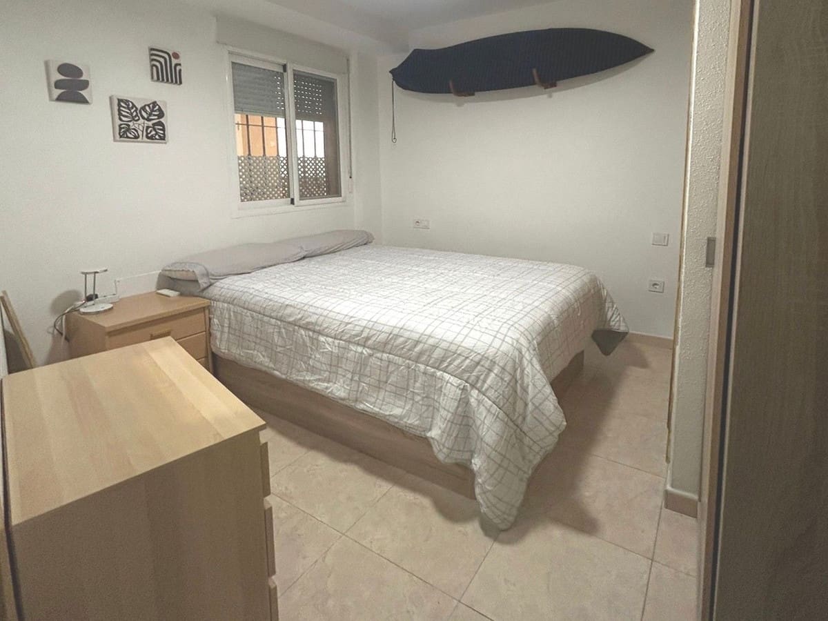 2 slaapkamer Appartement te koop in Fuengirola - € 249.000 (Ref: 9823991)