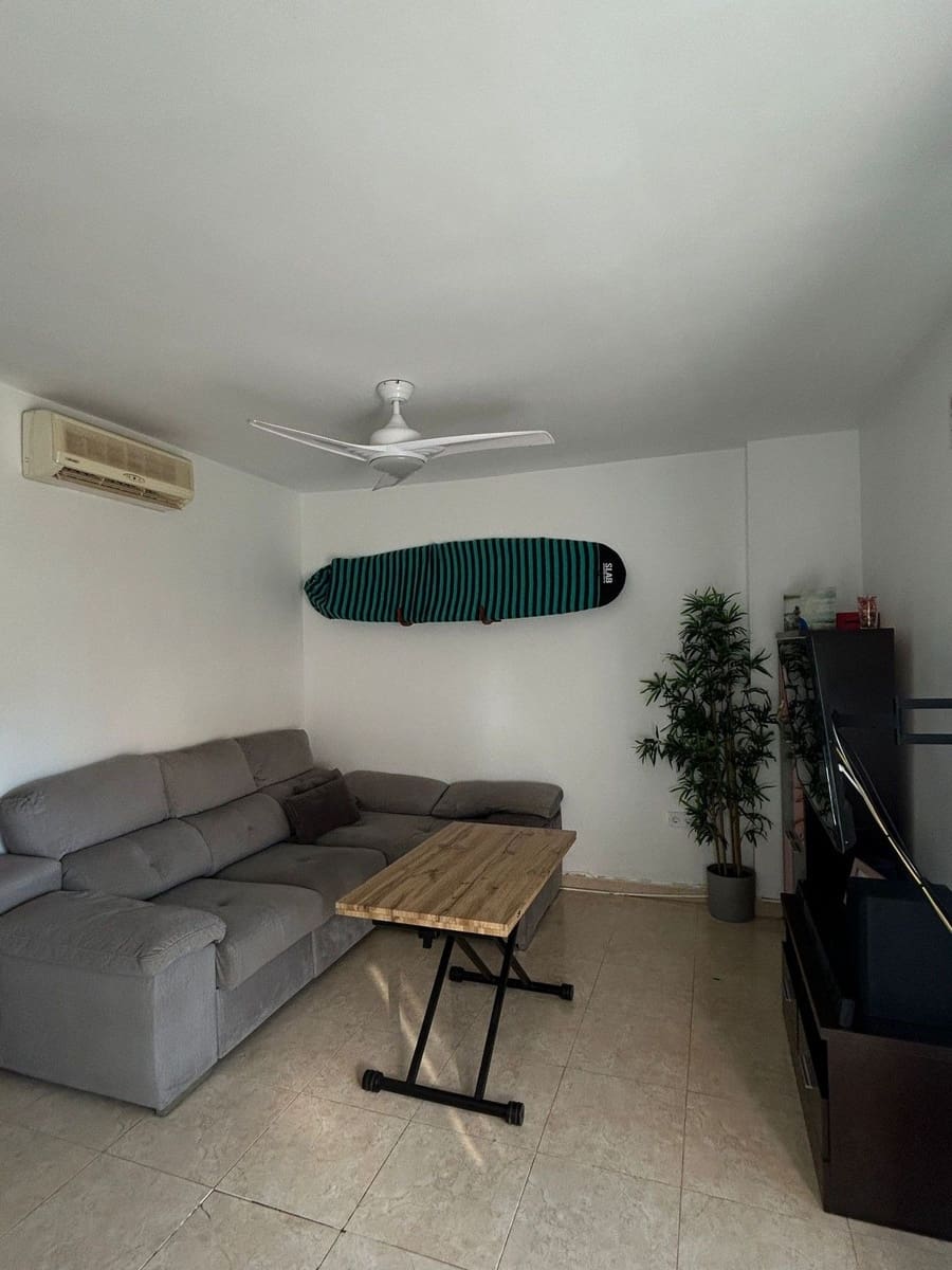2 slaapkamer Appartement te koop in Fuengirola - € 249.000 (Ref: 9823991)