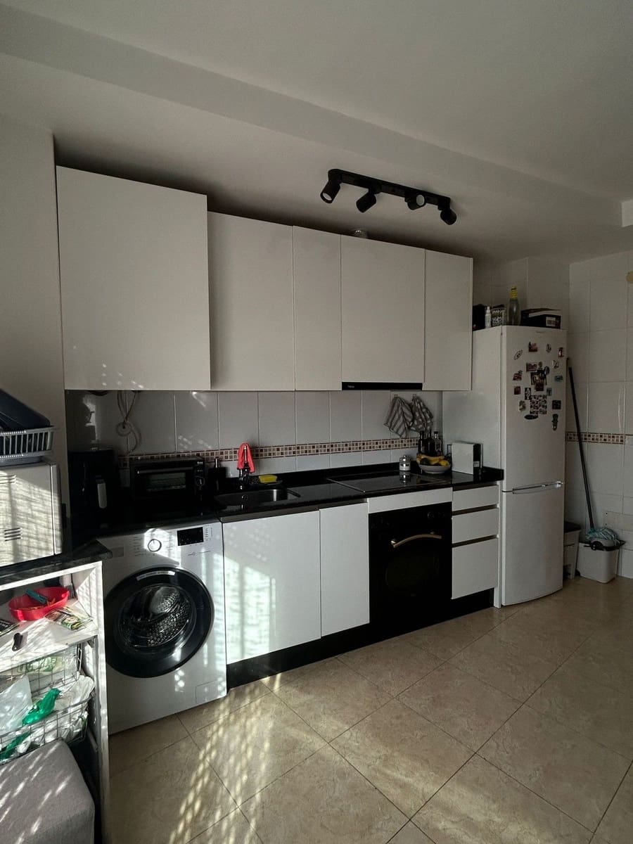 2 slaapkamer Appartement te koop in Fuengirola - € 249.000 (Ref: 9823991)