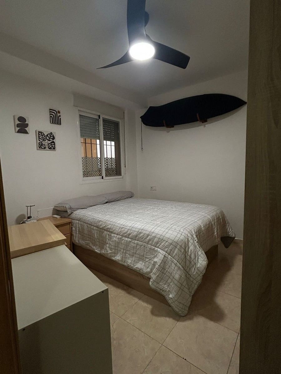 2 slaapkamer Appartement te koop in Fuengirola - € 249.000 (Ref: 9823991)