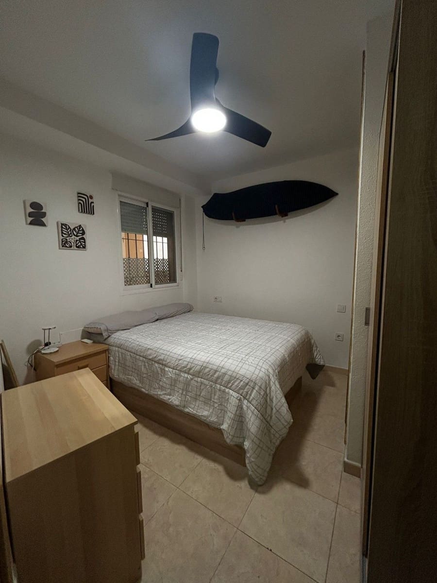 2 slaapkamer Appartement te koop in Fuengirola - € 249.000 (Ref: 9823991)