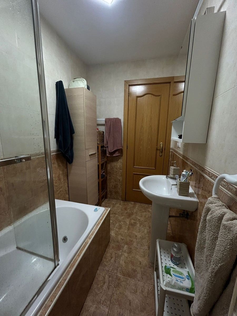2 slaapkamer Appartement te koop in Fuengirola - € 249.000 (Ref: 9823991)