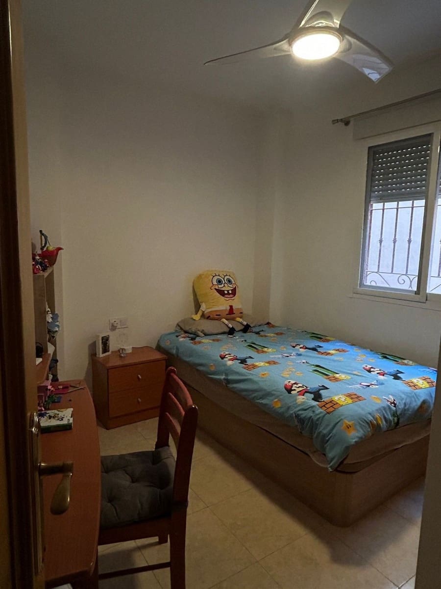 2 slaapkamer Appartement te koop in Fuengirola - € 249.000 (Ref: 9823991)