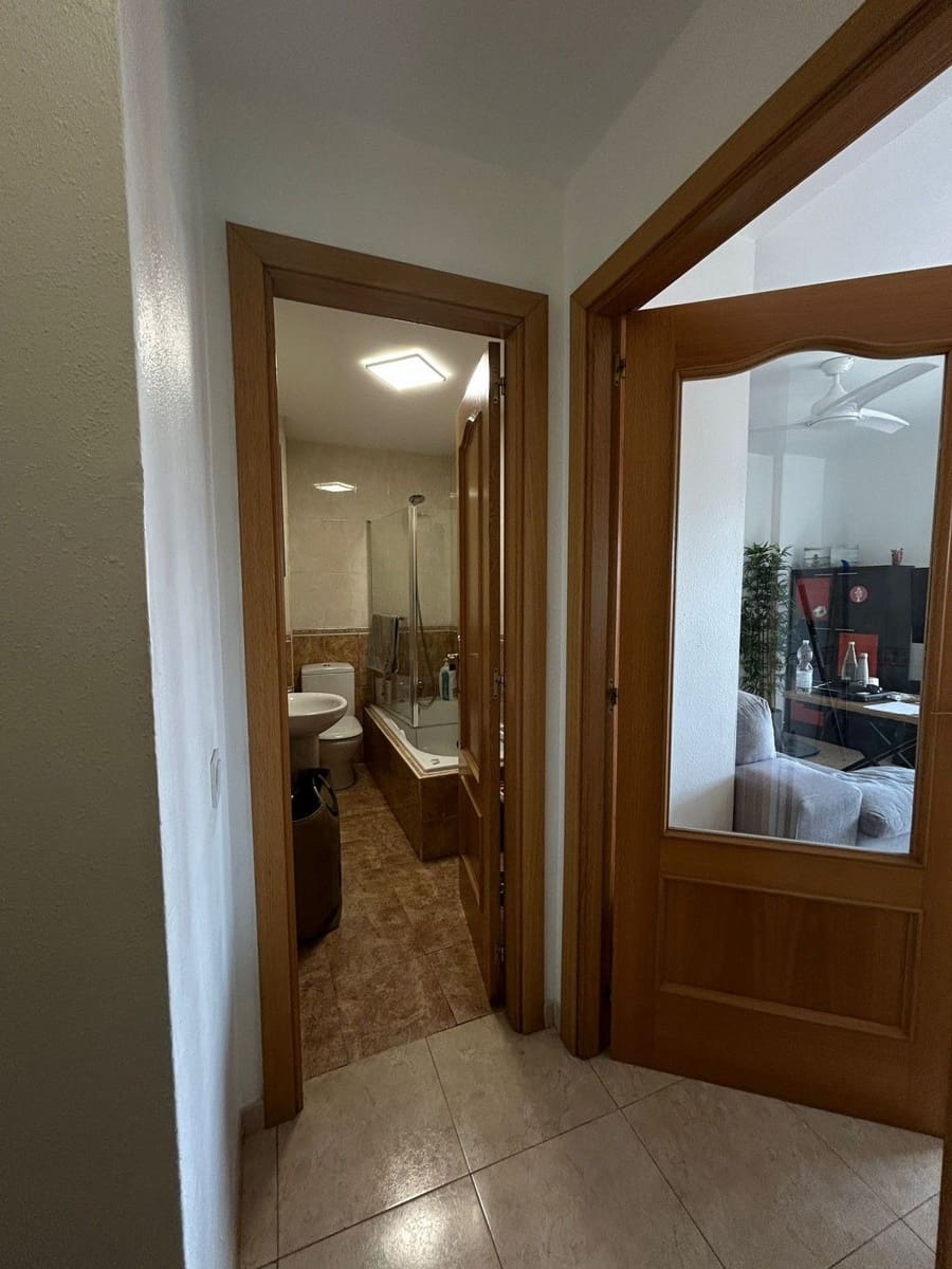 2 slaapkamer Appartement te koop in Fuengirola - € 249.000 (Ref: 9823991)