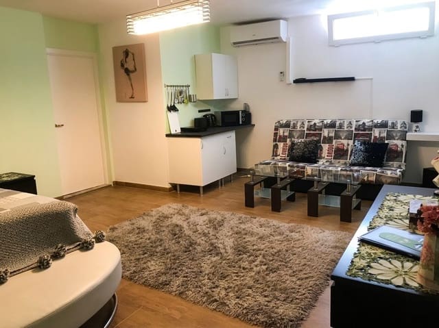 8 chambre Villa/Maison à vendre à Mijas Costa, Mijas avec piscine - 1 795 000 € (Ref: 9823992)