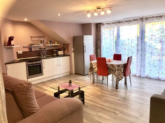 8 chambre Villa/Maison à vendre à Mijas Costa, Mijas avec piscine - 1 795 000 € (Ref: 9823992)