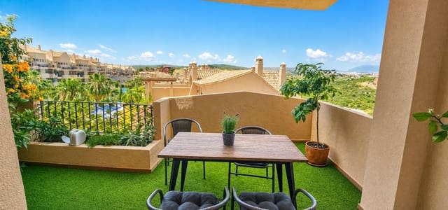 2 sovrum Semi-fristående Villa till salu i La Duquesa / Puerto de la Duquesa, Manilva med pool - 270 000 € (Ref: 9823995)