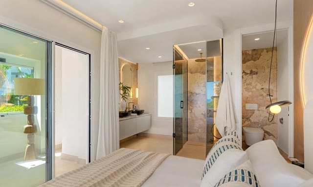 3 sypialnia Apartament przy plaży na sprzedaż w Saladillo-Benamara, Estepona z basenem - 1 495 000 € (Ref: 9823997)