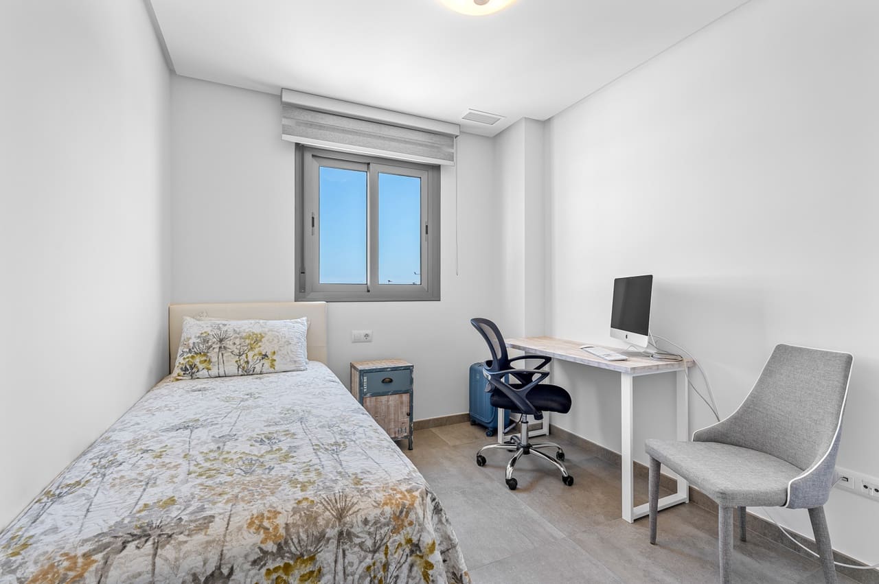 2 soverom Leilighet til salgs i Los Dolses med garasje - € 229 995 (Ref: 9823999)