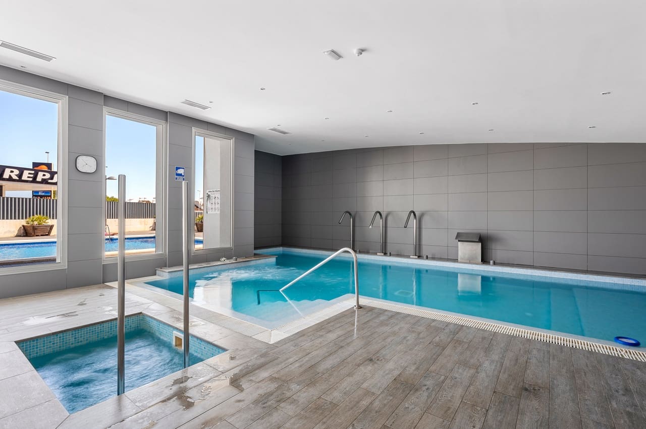 2 soverom Leilighet til salgs i Los Dolses med garasje - € 229 995 (Ref: 9823999)