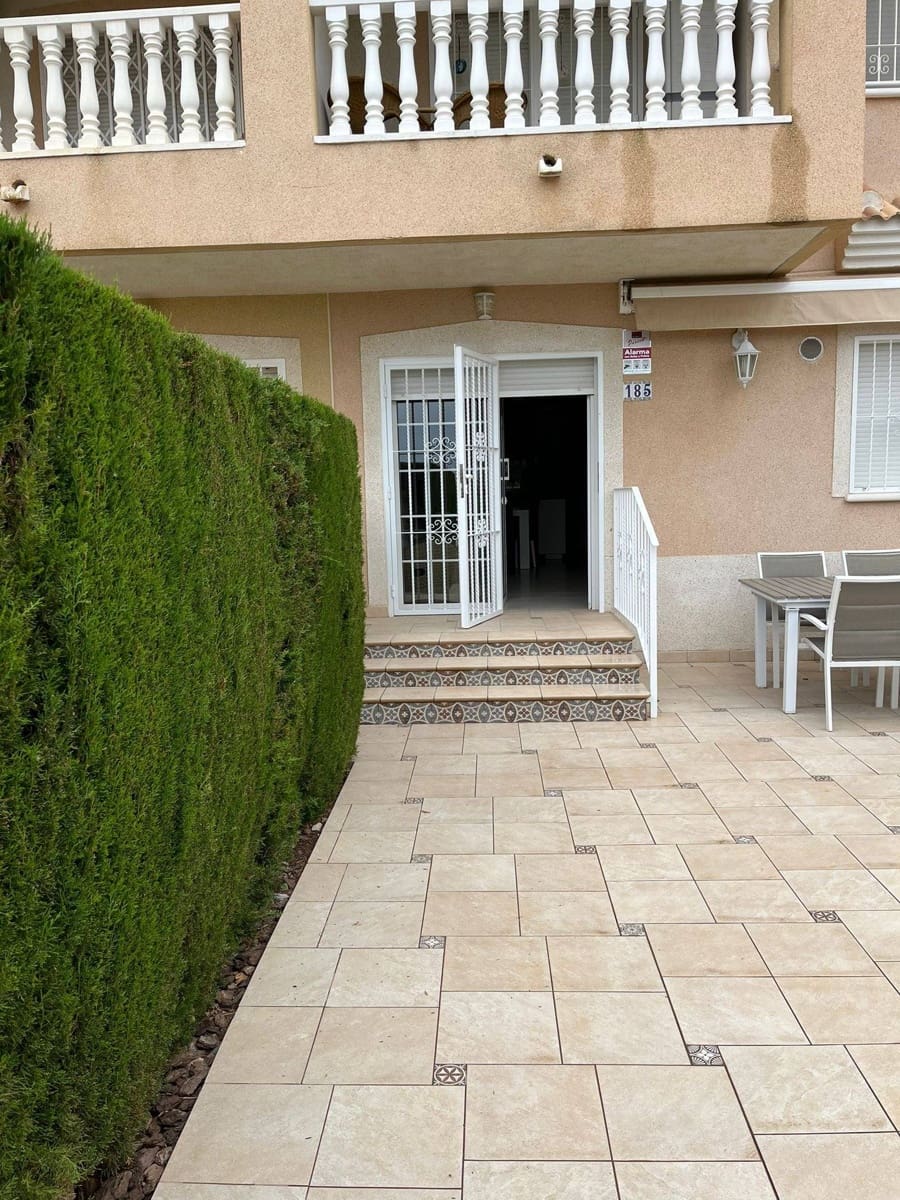 2 sovrum Strandlägenhet till salu i Los Alcazares med pool - 222 000 € (Ref: 9824001)