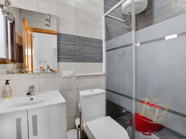 3 sovrum Villa till salu i Nueva Torrevieja, Torrevieja - 496 000 € (Ref: 9824004)