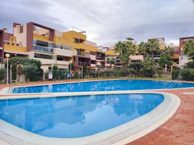 2 chambre Appartement à vendre à Orihuela avec piscine - 249 000 € (Ref: 9824006)