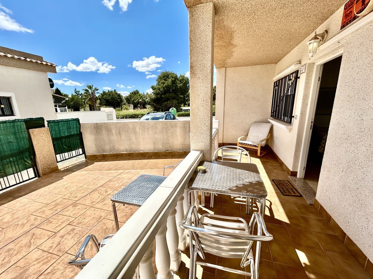 2 soveværelse Lejlighed til salg i Villamartin med garage - € 159.950 (Ref: 9824894)