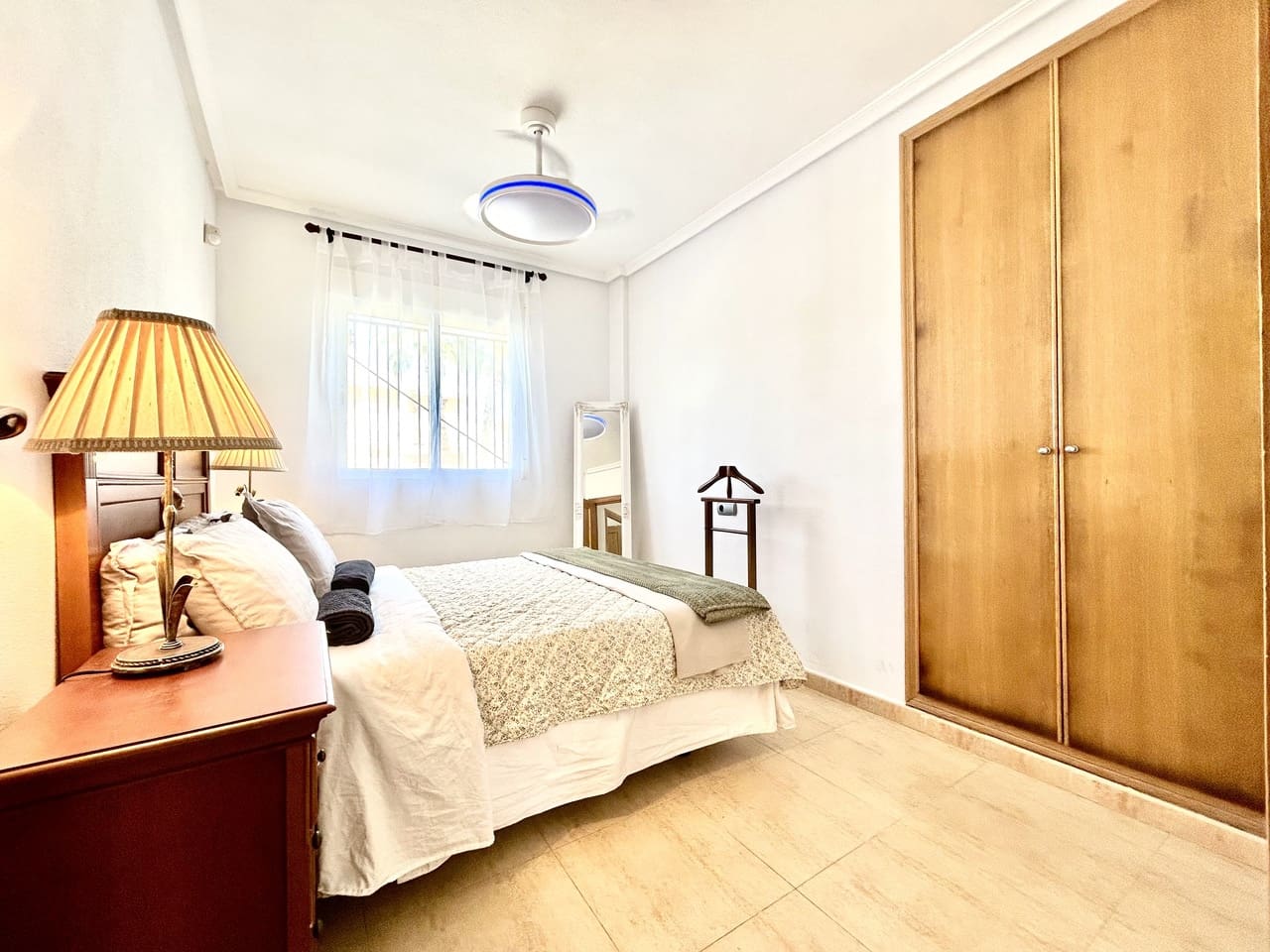 2 soveværelse Lejlighed til salg i Villamartin med garage - € 159.950 (Ref: 9824894)