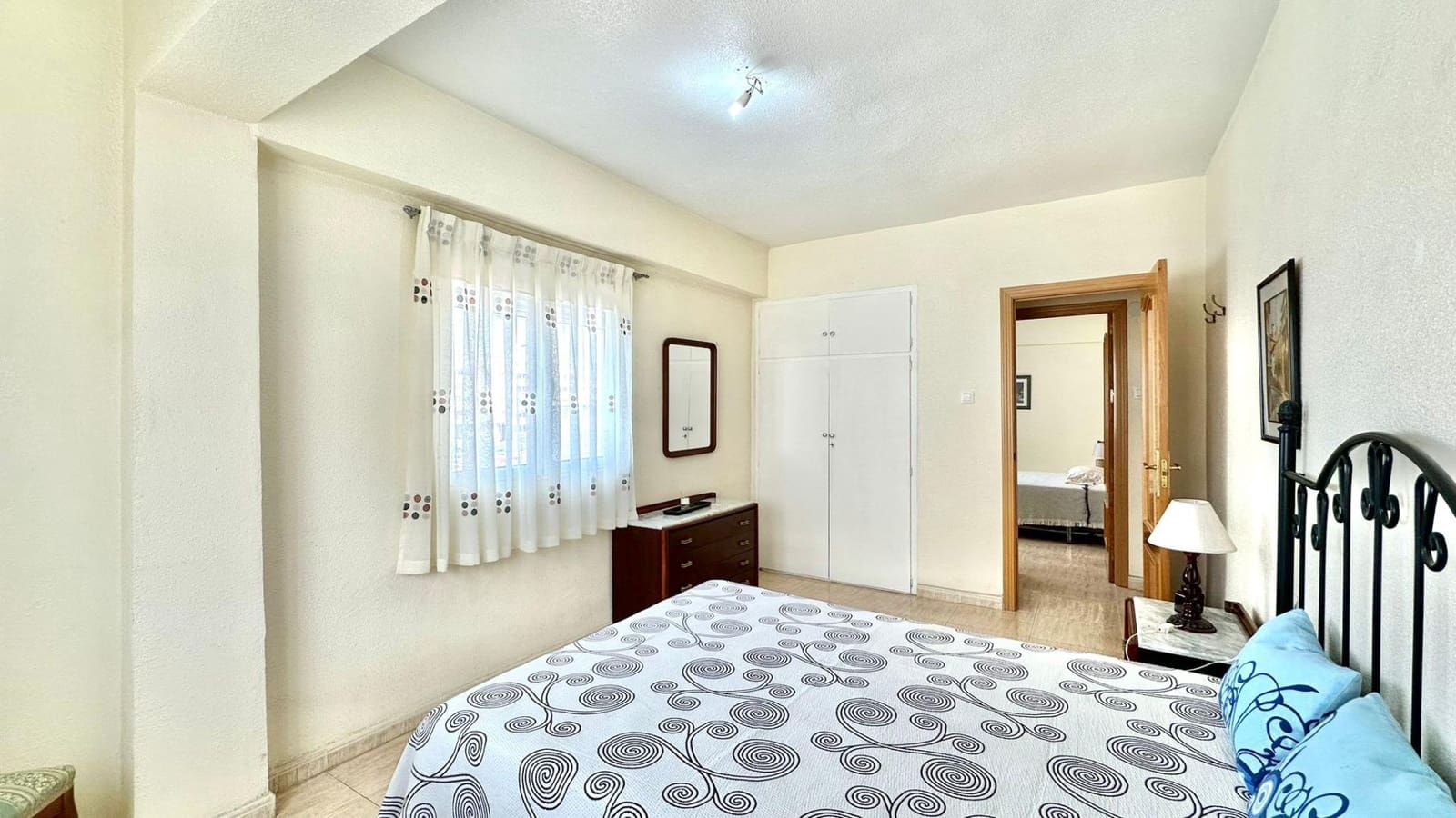 3 soveværelse Lejlighed til salg i Torrevieja - € 154.900 (Ref: 9824895)