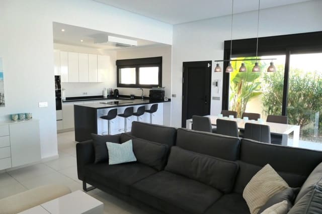 4 Zimmer Villa zu verkaufen in Benijófar - 675.000 € (Ref: 9824897)