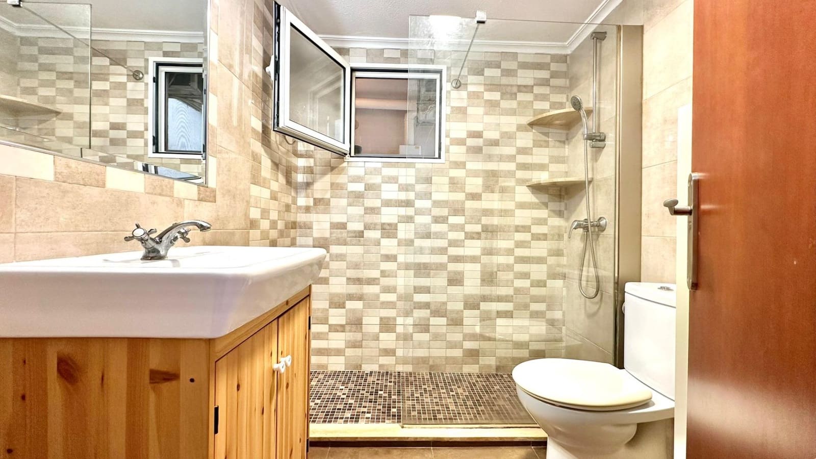 3 sypialnia Apartament na sprzedaż w Torrevieja - 159 900 € (Ref: 9824899)