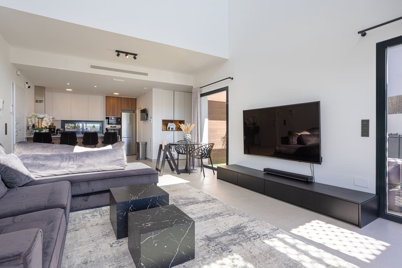 4 makuuhuone Huvila myytävänä paikassa Ciudad Quesada mukana uima-altaan - 699 000 € (Ref: 9824910)