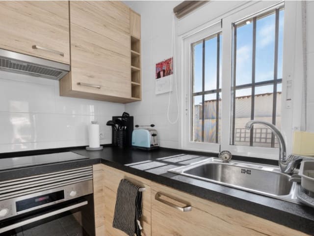 3 camera da letto Villa in vendita in Nueva Torrevieja, Torrevieja con piscina - 379.000 € (Rif: 9826597)
