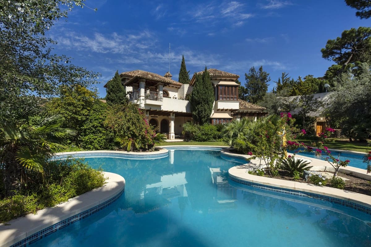 8 slaapkamer Villa te koop in La Zagaleta met zwembad - € 5.850.000 (Ref: 9828885)