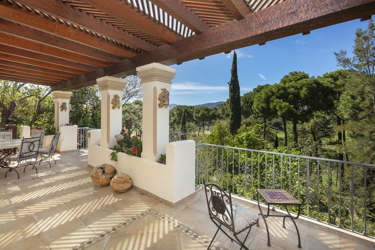 8 slaapkamer Villa te koop in La Zagaleta met zwembad - € 5.850.000 (Ref: 9828885)