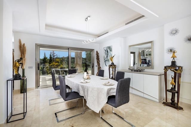 5 chambre Villa/Maison Semi-Mitoyenne à vendre à El Paraíso, Benahavís avec piscine - 3 680 000 € (Ref: 9828886)