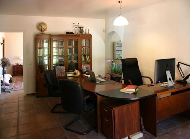 Pareado de 2 habitaciones en Benahavís en venta con piscina - 1.350.000 € (Ref: 9828887)