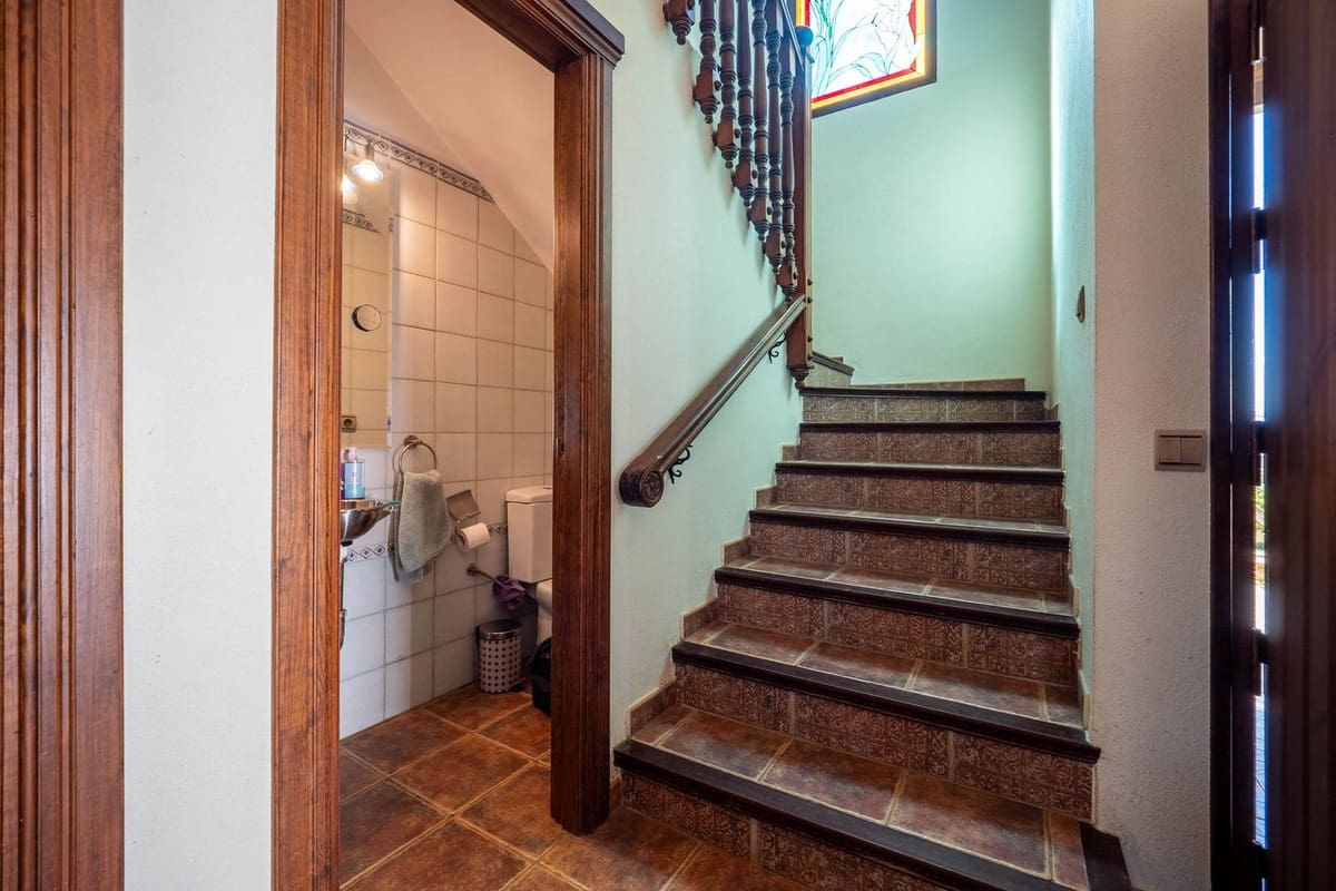 4 chambre Villa/Maison Semi-Mitoyenne à vendre à Alhaurin el Grande avec piscine - 695 000 € (Ref: 9828893)