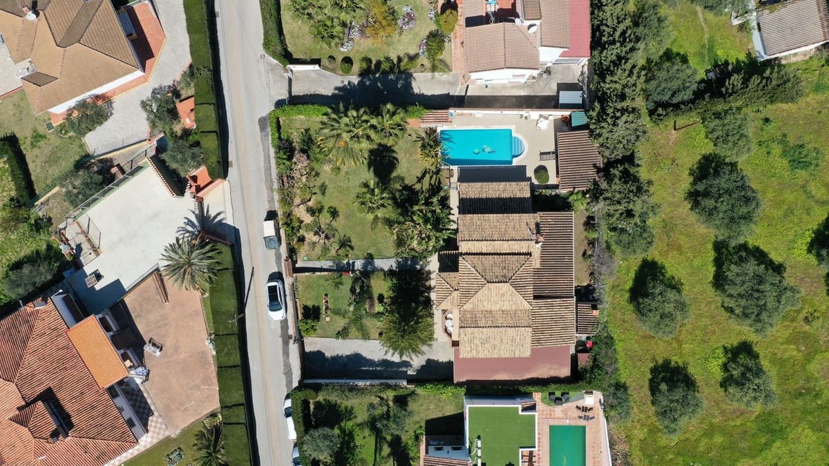 4 chambre Villa/Maison Semi-Mitoyenne à vendre à Alhaurin el Grande avec piscine - 695 000 € (Ref: 9828893)