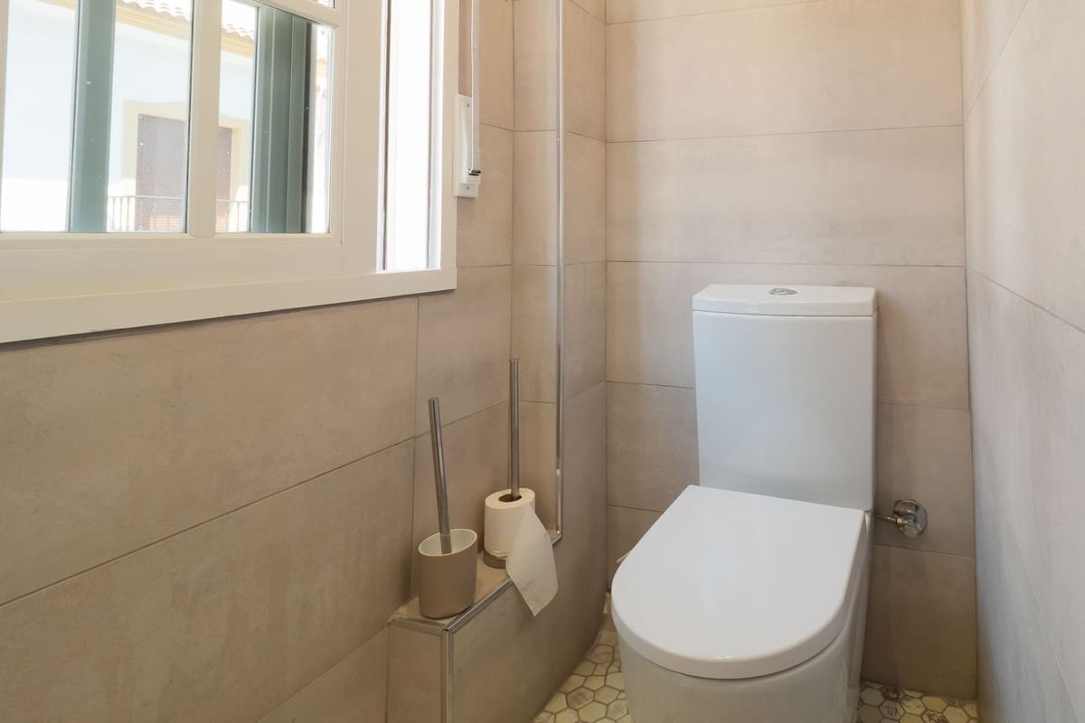 6 Zimmer Villa zu verkaufen in Alhaurin el Grande mit Pool - 585.000 € (Ref: 9828895)