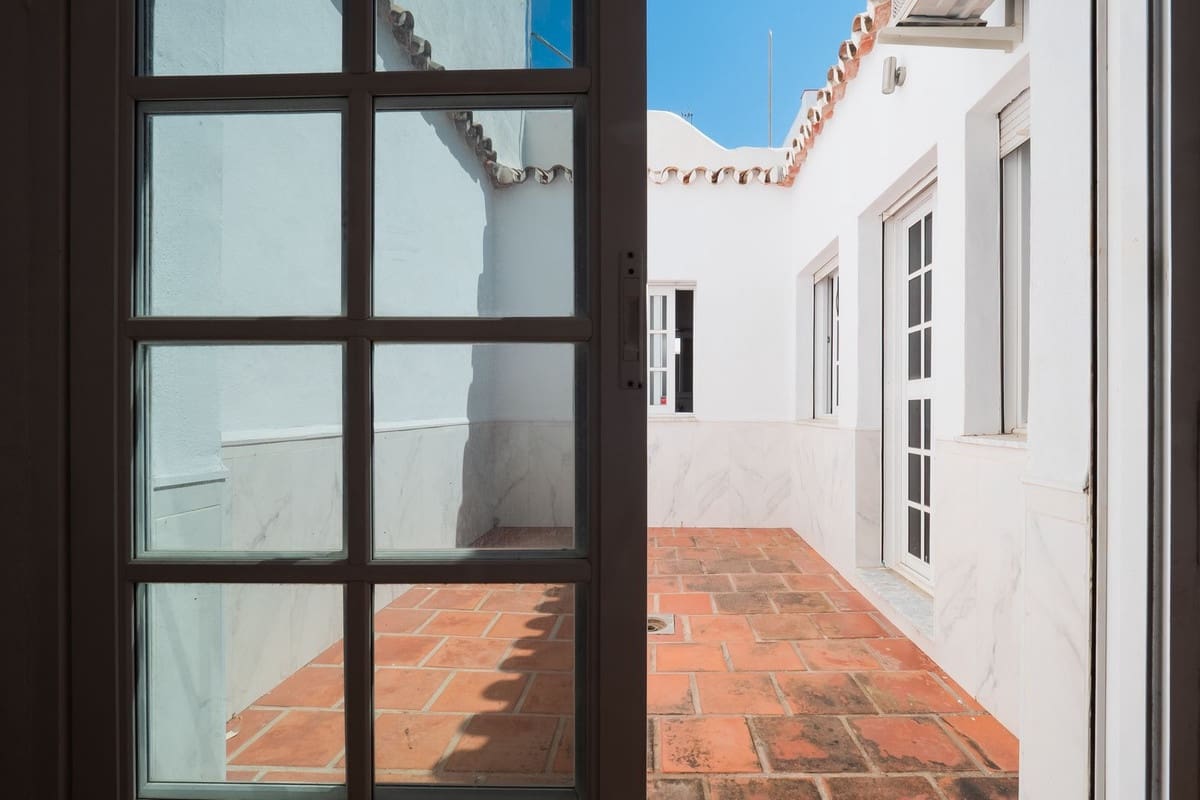 6 Zimmer Villa zu verkaufen in Alhaurin el Grande mit Pool - 585.000 € (Ref: 9828895)