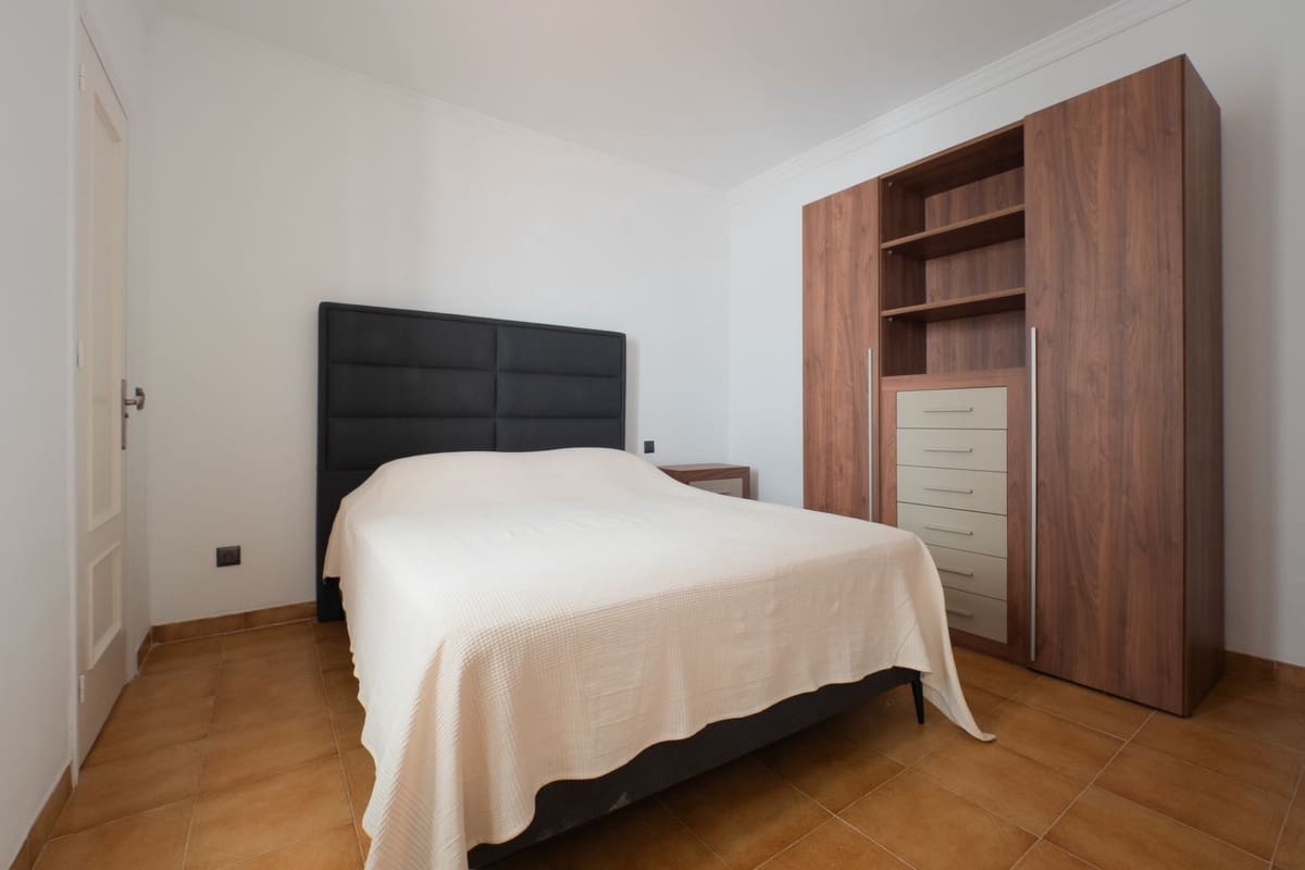 6 Zimmer Villa zu verkaufen in Alhaurin el Grande mit Pool - 585.000 € (Ref: 9828895)