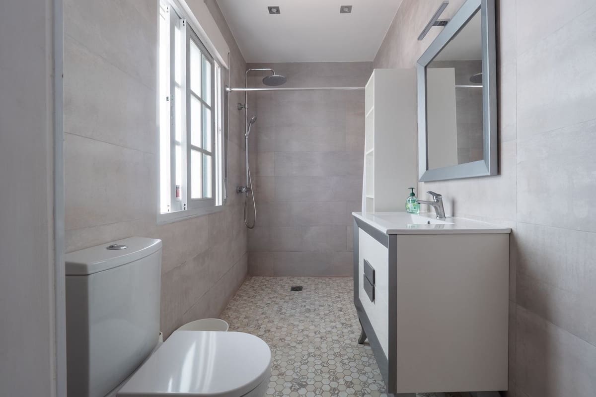 6 Zimmer Villa zu verkaufen in Alhaurin el Grande mit Pool - 585.000 € (Ref: 9828895)