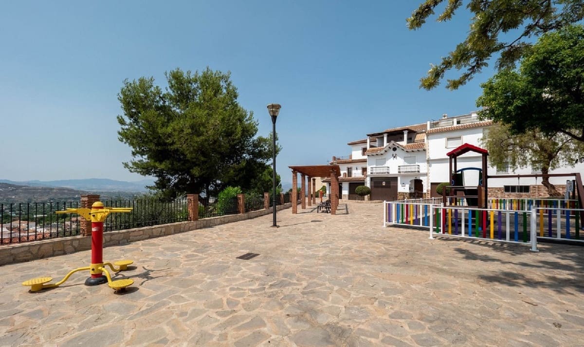 6 Zimmer Villa zu verkaufen in Alhaurin el Grande mit Pool - 585.000 € (Ref: 9828895)