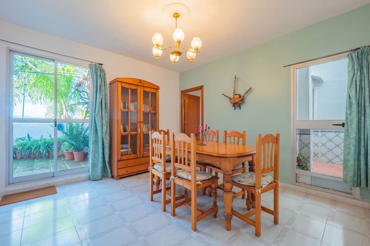 4 camera da letto Villa in vendita in Alhaurin el Grande con piscina - 240.000 € (Rif: 9828898)