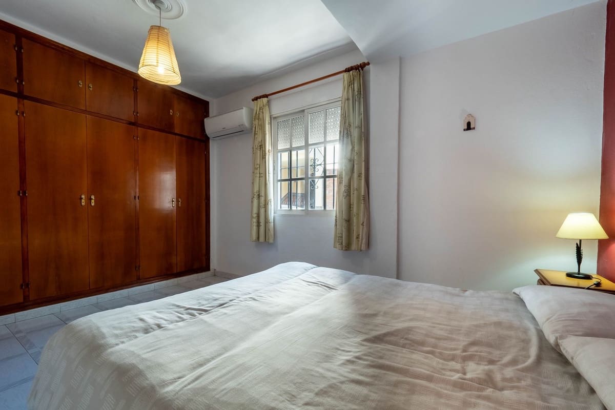 4 camera da letto Villa in vendita in Alhaurin el Grande con piscina - 240.000 € (Rif: 9828898)