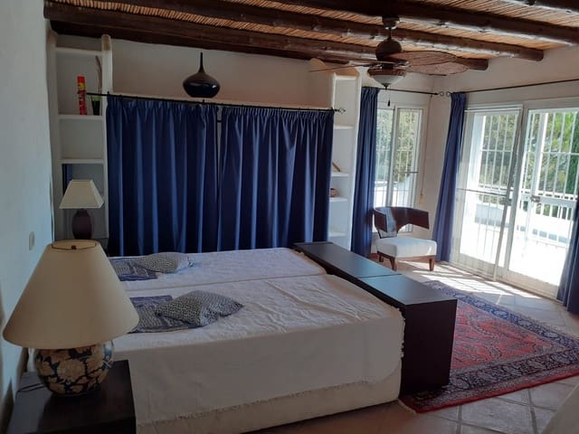 9 slaapkamer Appartement te koop in Mijas met zwembad - € 1.800.000 (Ref: 9828900)