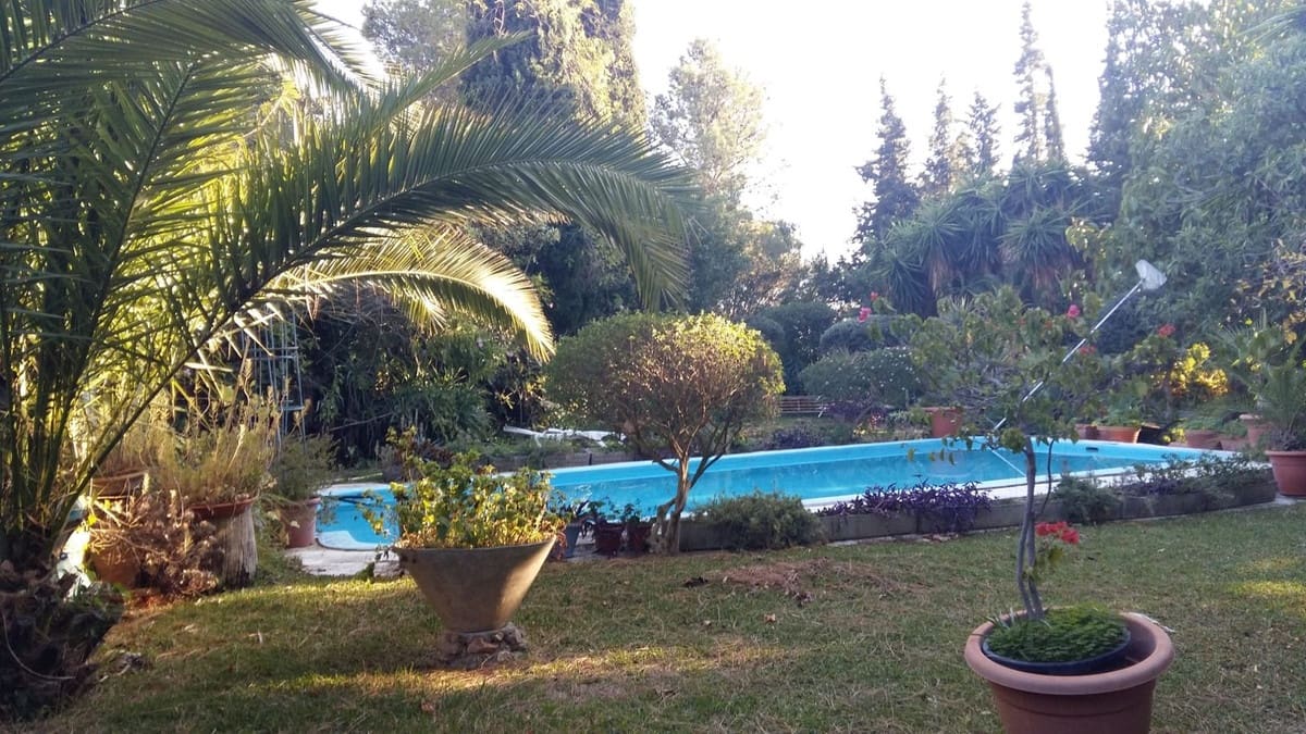 9 slaapkamer Appartement te koop in Mijas met zwembad - € 1.800.000 (Ref: 9828900)
