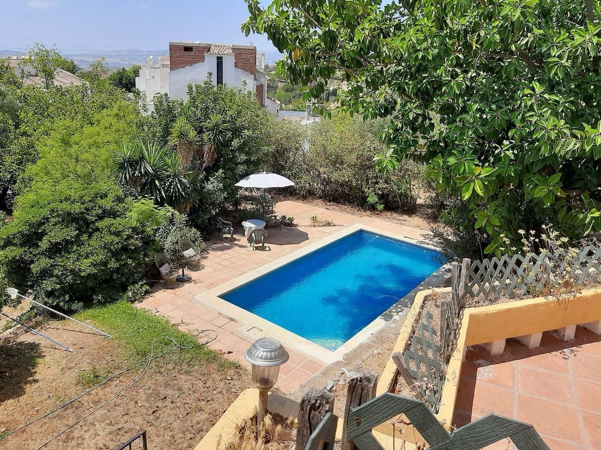 4 soveværelse Villa til salg i Mijas med swimmingpool - € 560.000 (Ref: 9828902)