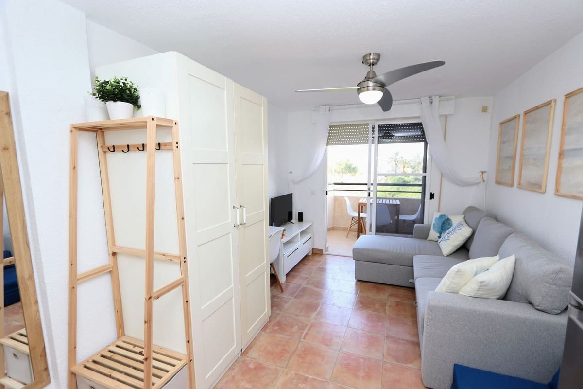 Apartment for sale in Pilar de la Horadada - € 124,900 (Ref: 9828903)