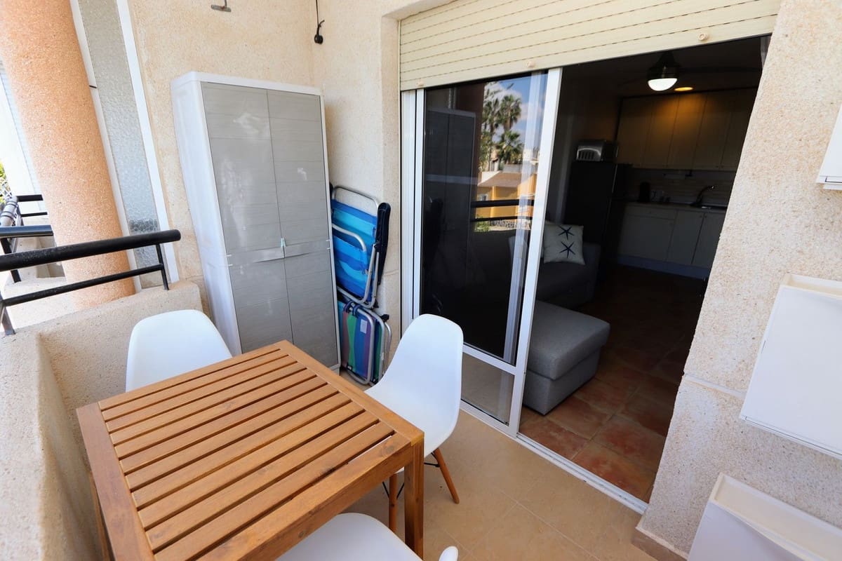 Apartment for sale in Pilar de la Horadada - € 124,900 (Ref: 9828903)