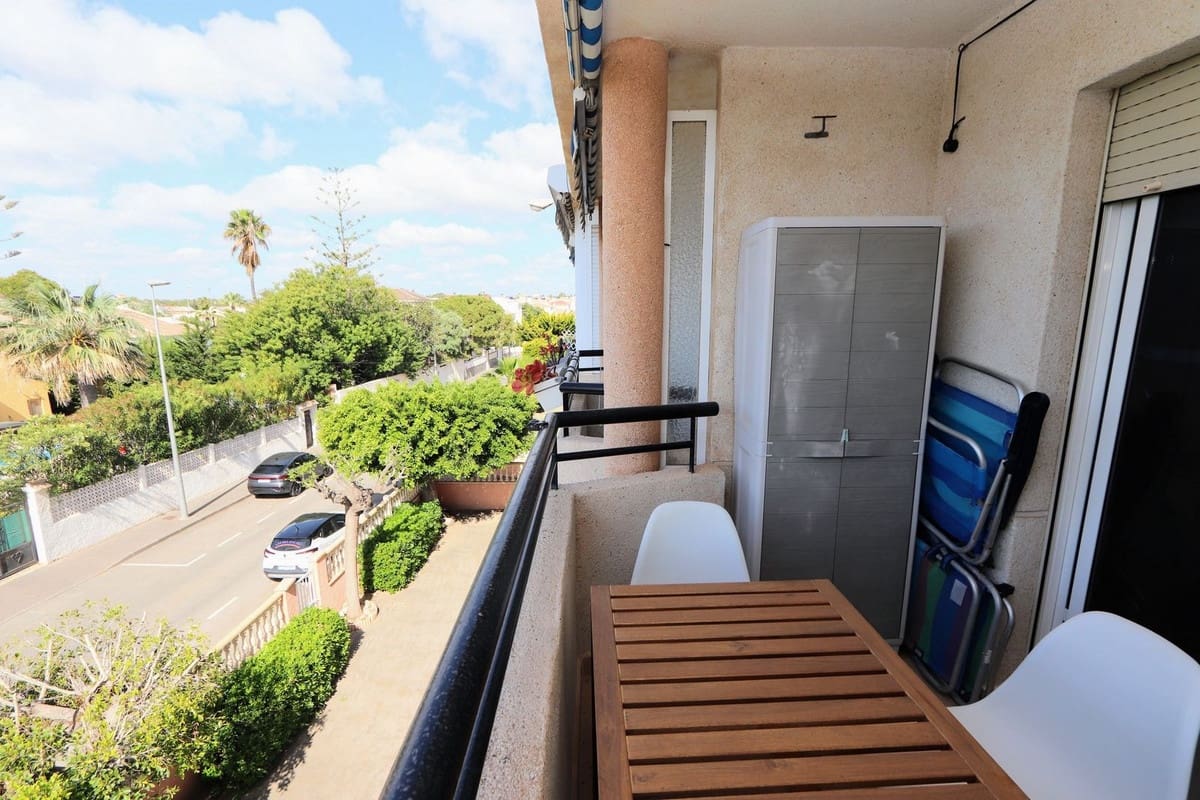 Apartment for sale in Pilar de la Horadada - € 124,900 (Ref: 9828903)
