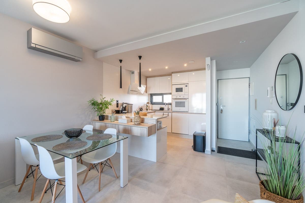2 quarto Apartamento para venda em El Raso - 295 000 € (Ref: 9828906)